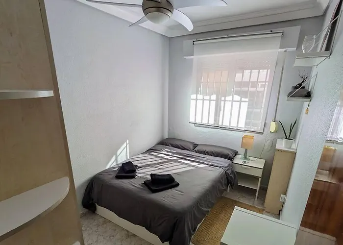 Appartement à 2 Chambres à Coucher
