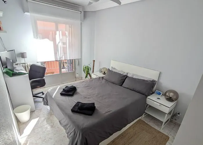 Appartement à 2 Chambres à Coucher